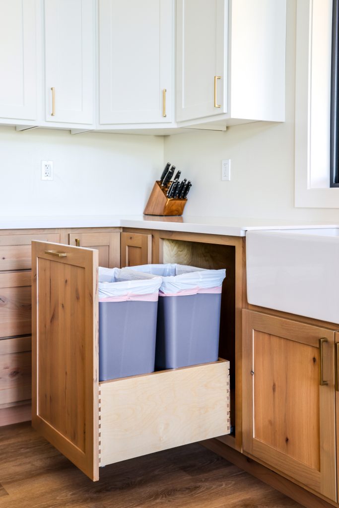 pull-out trash can drawer
